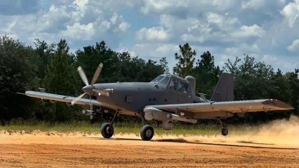 &laquo;Новая эра авиации спецопераций&raquo;: генерал США оценил штурмовик Skyraider II